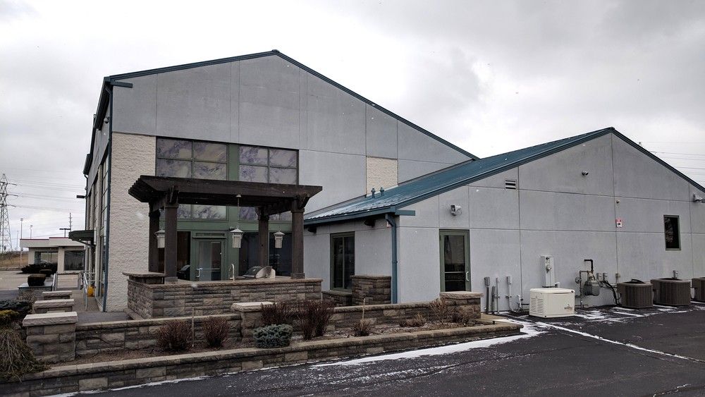 Retail For Sale: 37033 Vine St, Willoughby, OH 44094